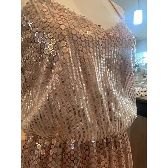 LITTLE MISTRESS NWT ROSE GOLD HAND SEWN SEQUINED GOWN WOMENS SIZE 6 - Picture 4 of 14
